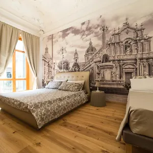 Umberto Flat Center Katania